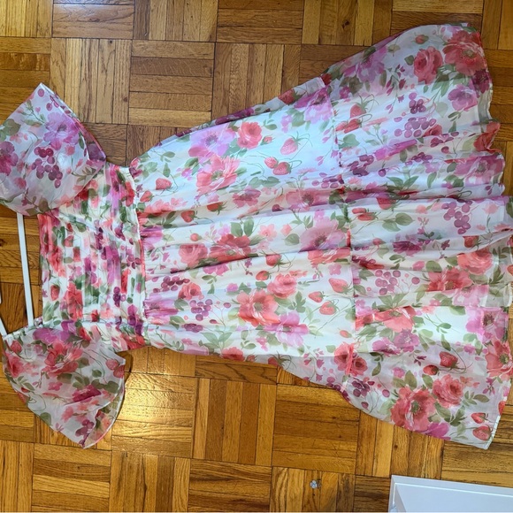 Abercrombie & Fitch Emerson Angel Sleeve Midi Dress - Picture 2 of 7